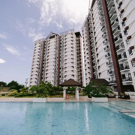 V&V At Royal Oceancrest Condominium For Staycation