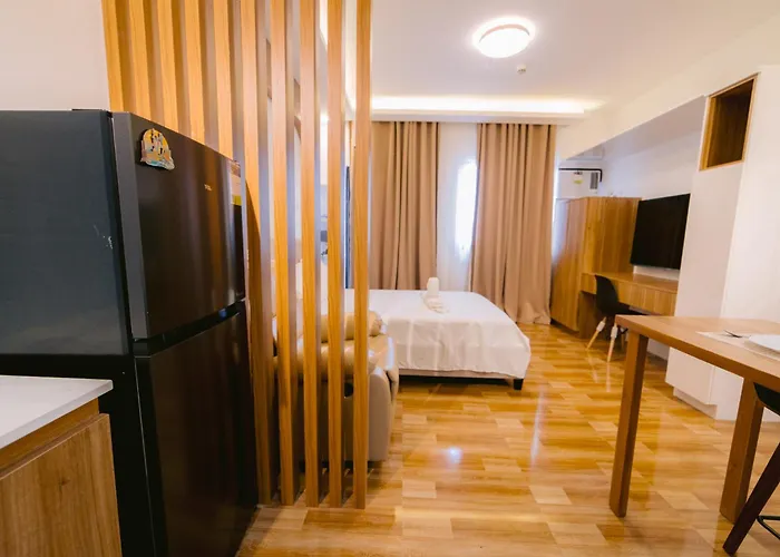 V&v At Royal Oceancrest For Staycation 4* Мактан